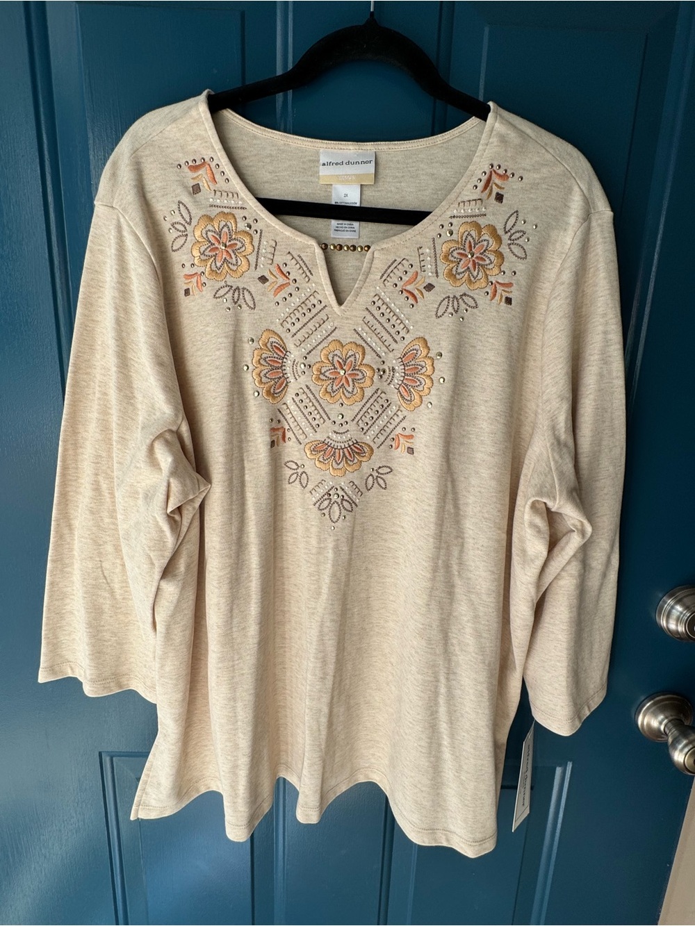 NWT Alfred Dunner Beige Embroidered Scoop Neck Top